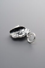 925 Sterling Silver-Antiqued-Lotus Leaf Pendant-14mm - Image 3