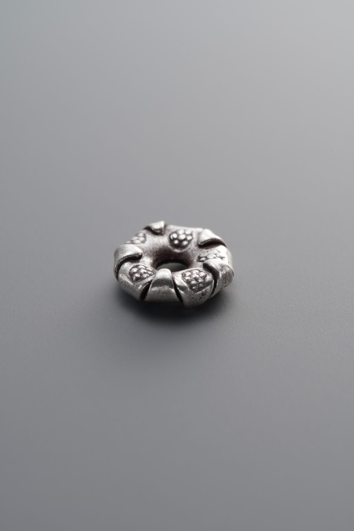 Flat Flower Bud Spacer Bead