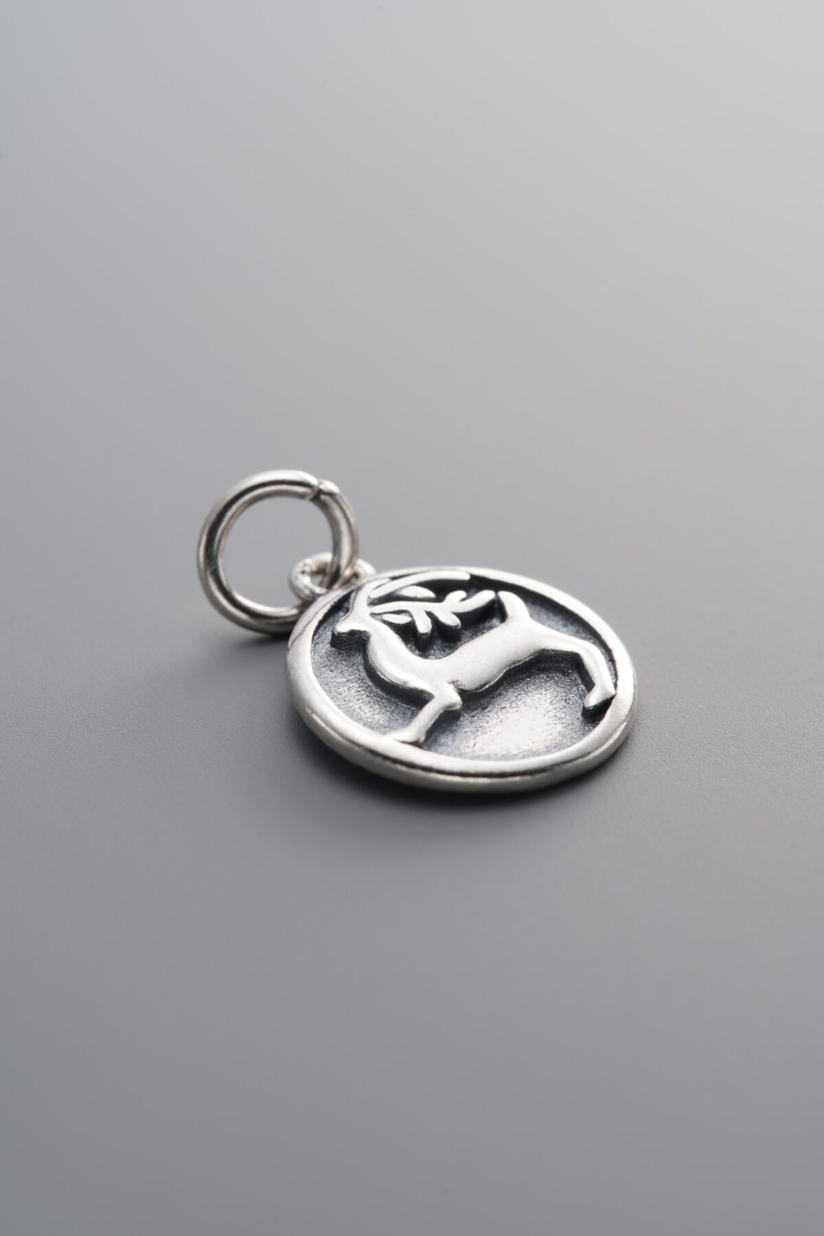 Little Deer Round Plate Pendant