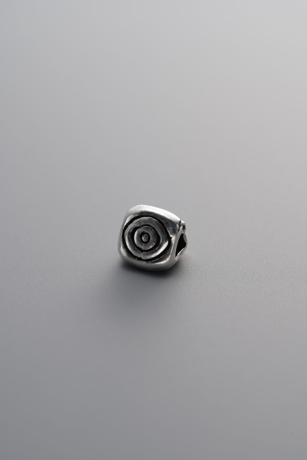 925 Sterling Silver-Antiqued-Circle Triangle Spacer Bead-5mm - Image 3