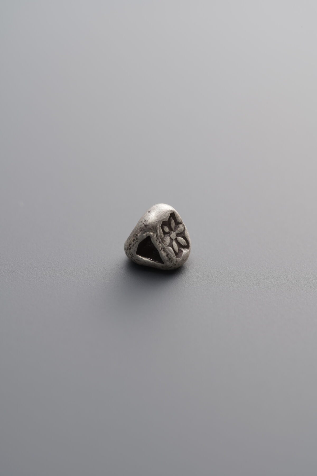 925 Sterling Silver-Antiqued-Patterned Triangle Spacer Bead-4mm - Image 3