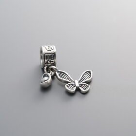 925 Sterling Silver-Antiqued-Butterfly Round Pendant-23mm