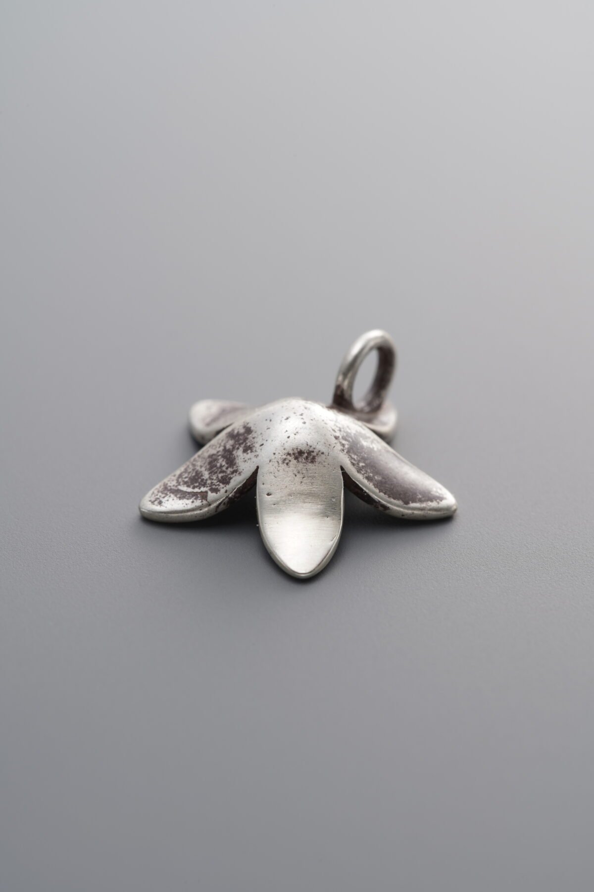 925 Sterling Silver-Antiqued-Flower Pendant-14mm - Image 2