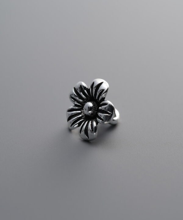 925 Sterling Silver-Antiqued-Flower Pendant-8mm