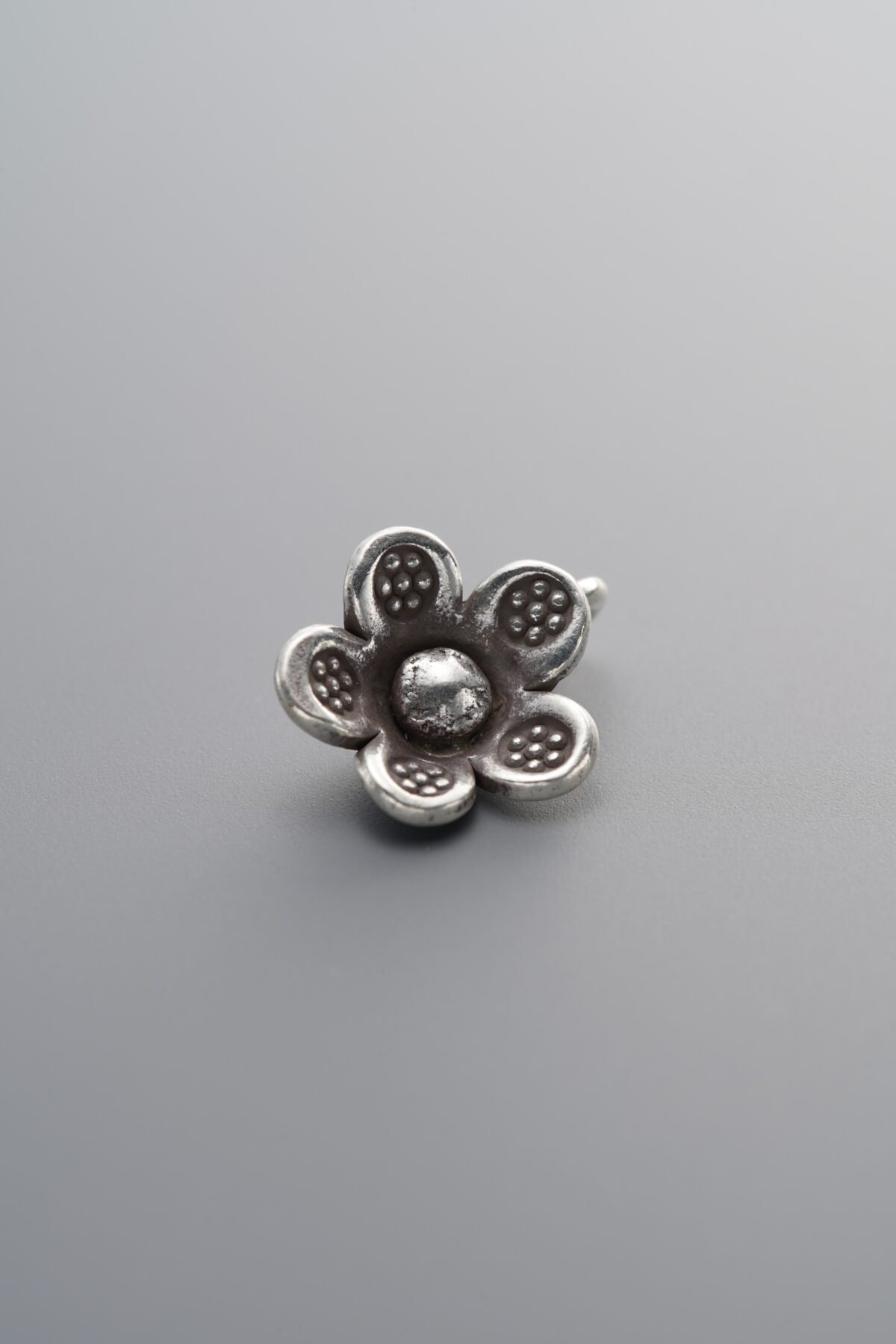 925 Sterling Silver-Antiqued-Flower Pendant-13mm - Image 3