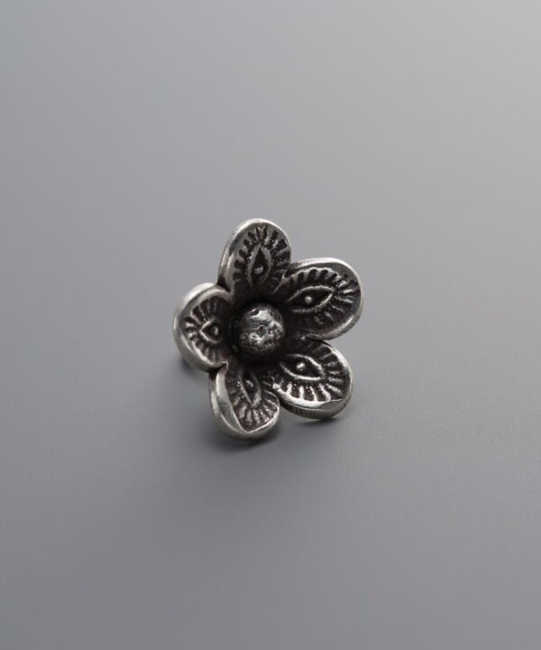 925 Sterling Silver-Antiqued-Flower Pendant-10mm