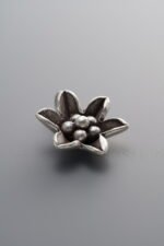 925 Sterling Silver-Antiqued-Flower Pendant-14mm