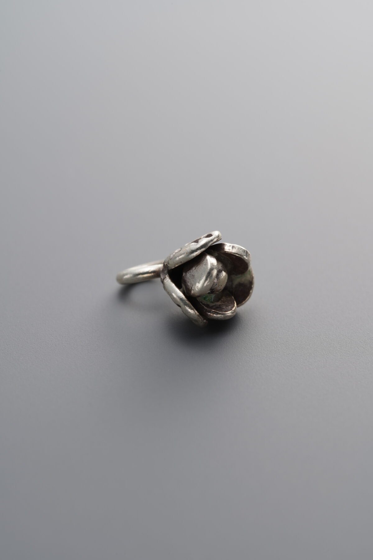 Leaf Small Flower Pattern Spacer Bead