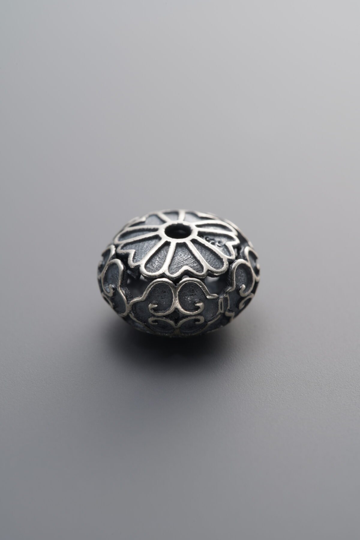925 Sterling Silver-Antiqued-Auspicious Cloud Coin Bead-12mm - Image 2