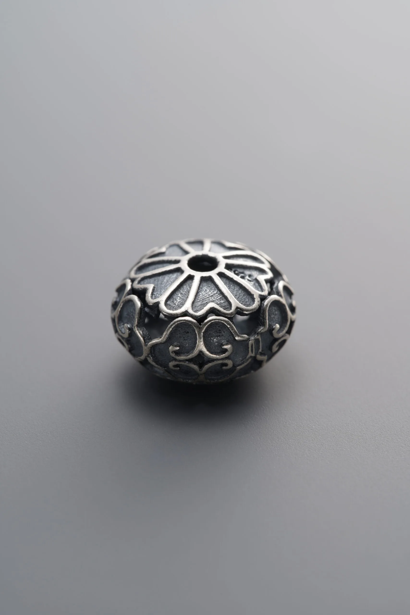 925 Sterling Silver-Antiqued-Auspicious Cloud Coin Bead-12mm - Image 2