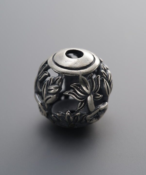 Hollowed-Out Lotus Leaf Spacer Beads
