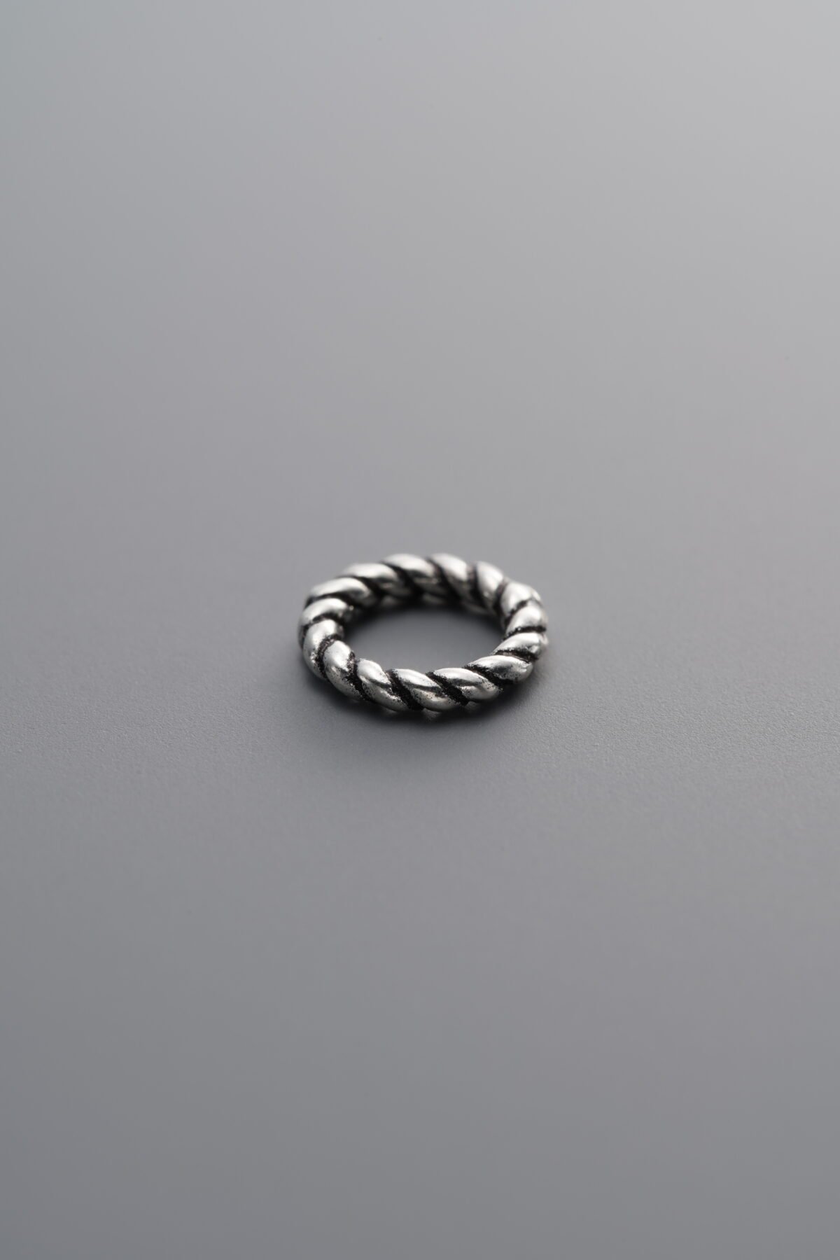 925 Sterling Silver-Antiqued-Twisted Closed Jump Ring-7mm - Image 2