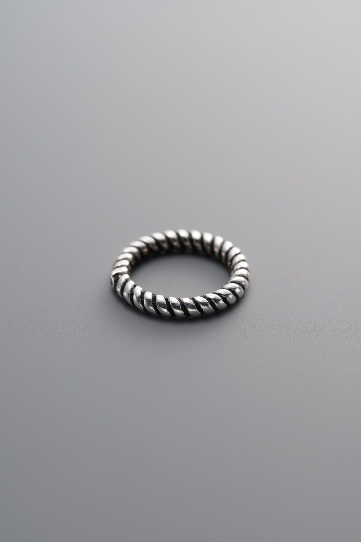 925 Sterling Silver-Antiqued-Twisted Closed Jump Ring-10mm - Image 3