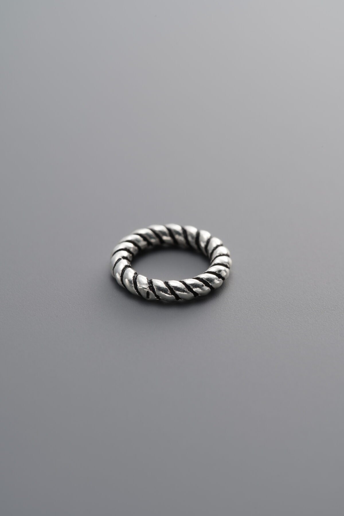 925 Sterling Silver-Antiqued-Twisted Closed Jump Ring-9mm - Image 4