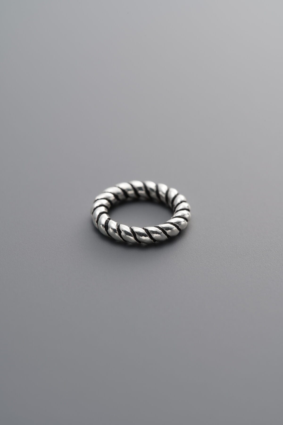 925 Sterling Silver-Antiqued-Twisted Closed Jump Ring-9mm - Image 3