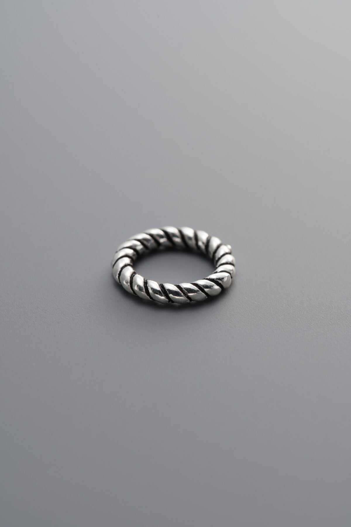 925 Sterling Silver-Antiqued-Twisted Closed Jump Ring-9mm - Image 2