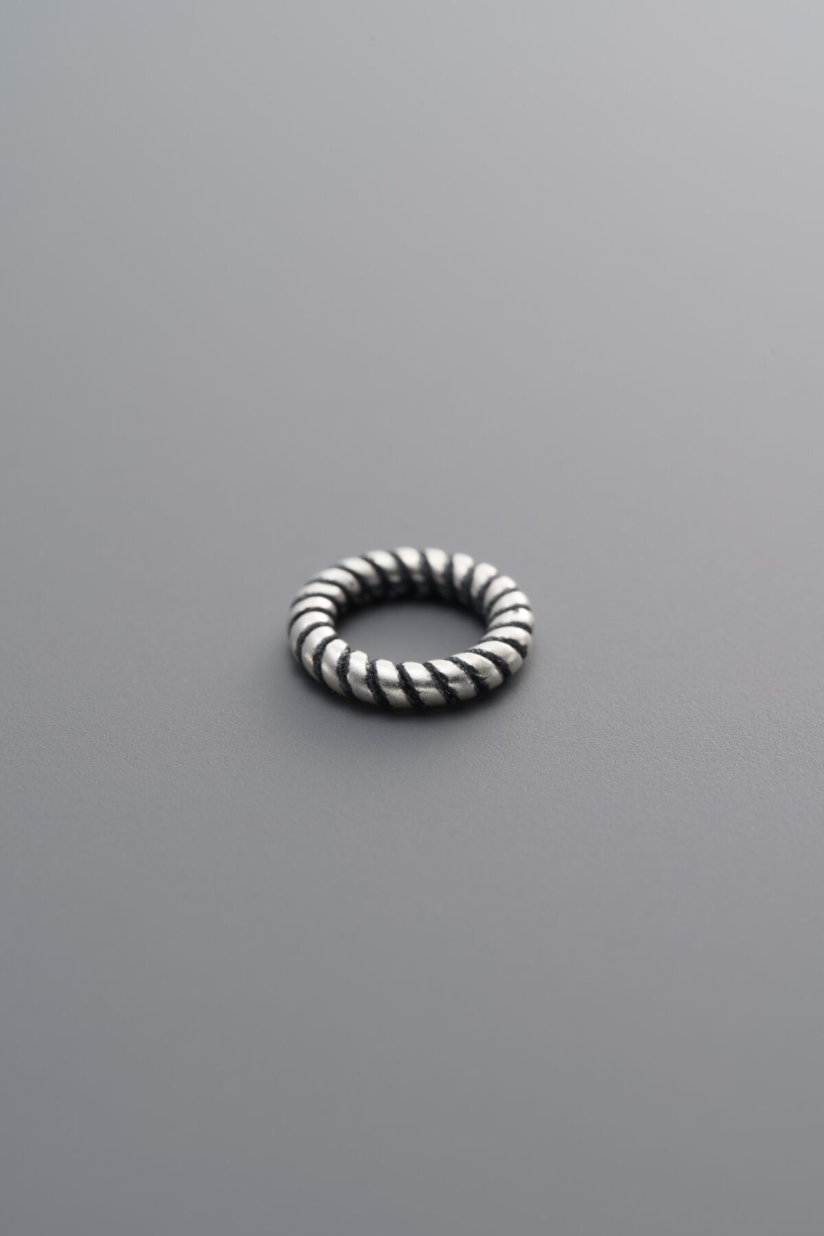 Antique Finish Twisted Closed Ring
