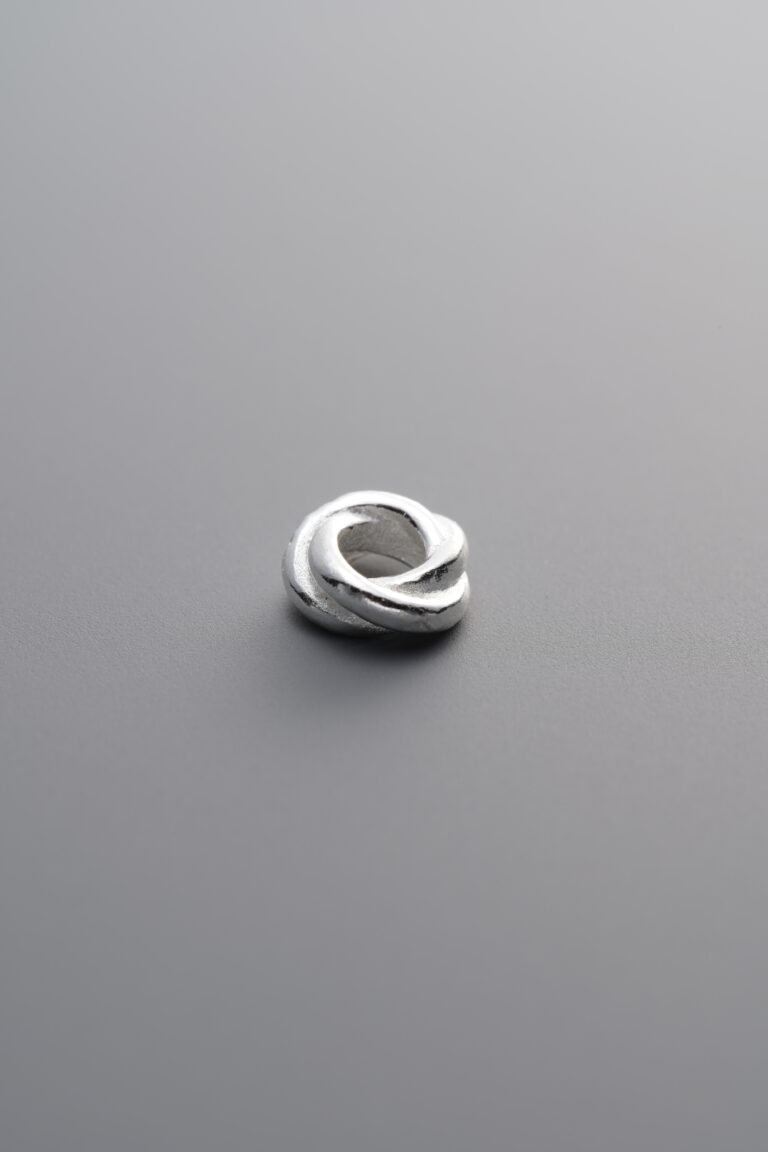 Twist-Textured Sliding Ring