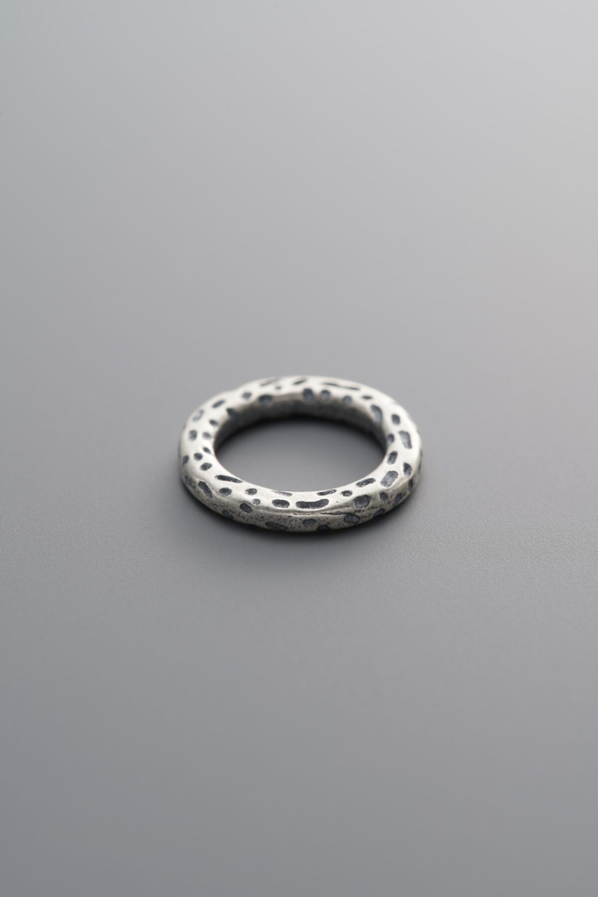 Hammered Surface Sliding Ring