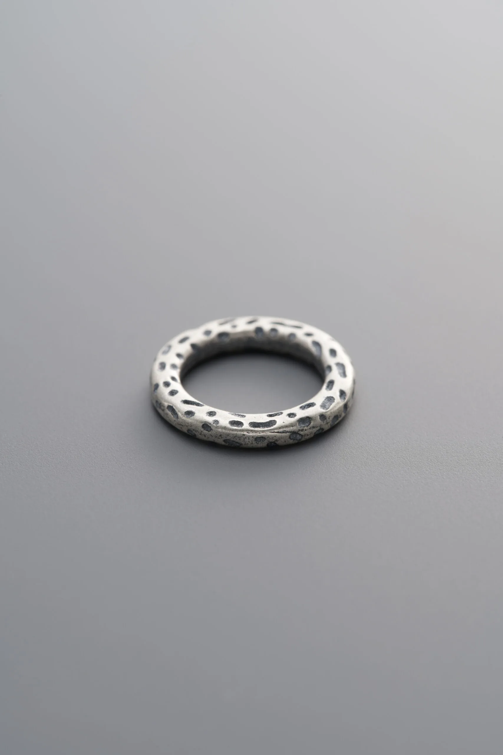 Hammered Surface Sliding Ring