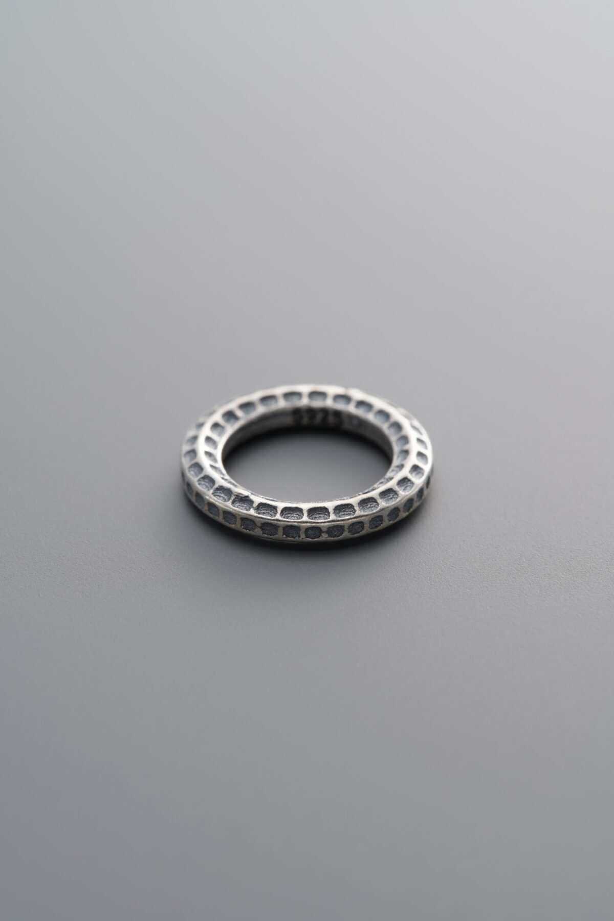 Hammered Pattern Sliding Ring