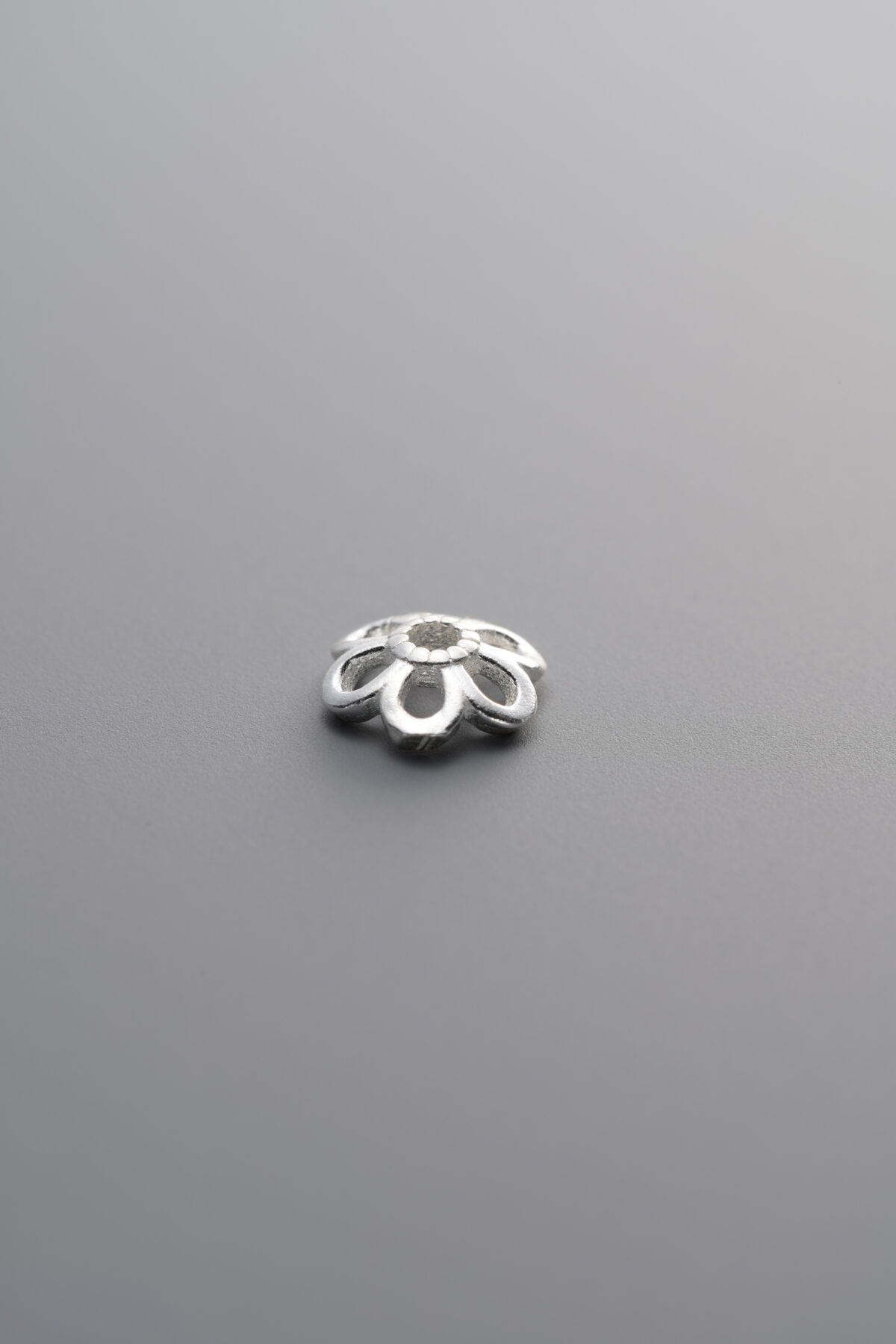 925 Sterling Silver-Bright-Flower Bead Cap-6mm - Image 1