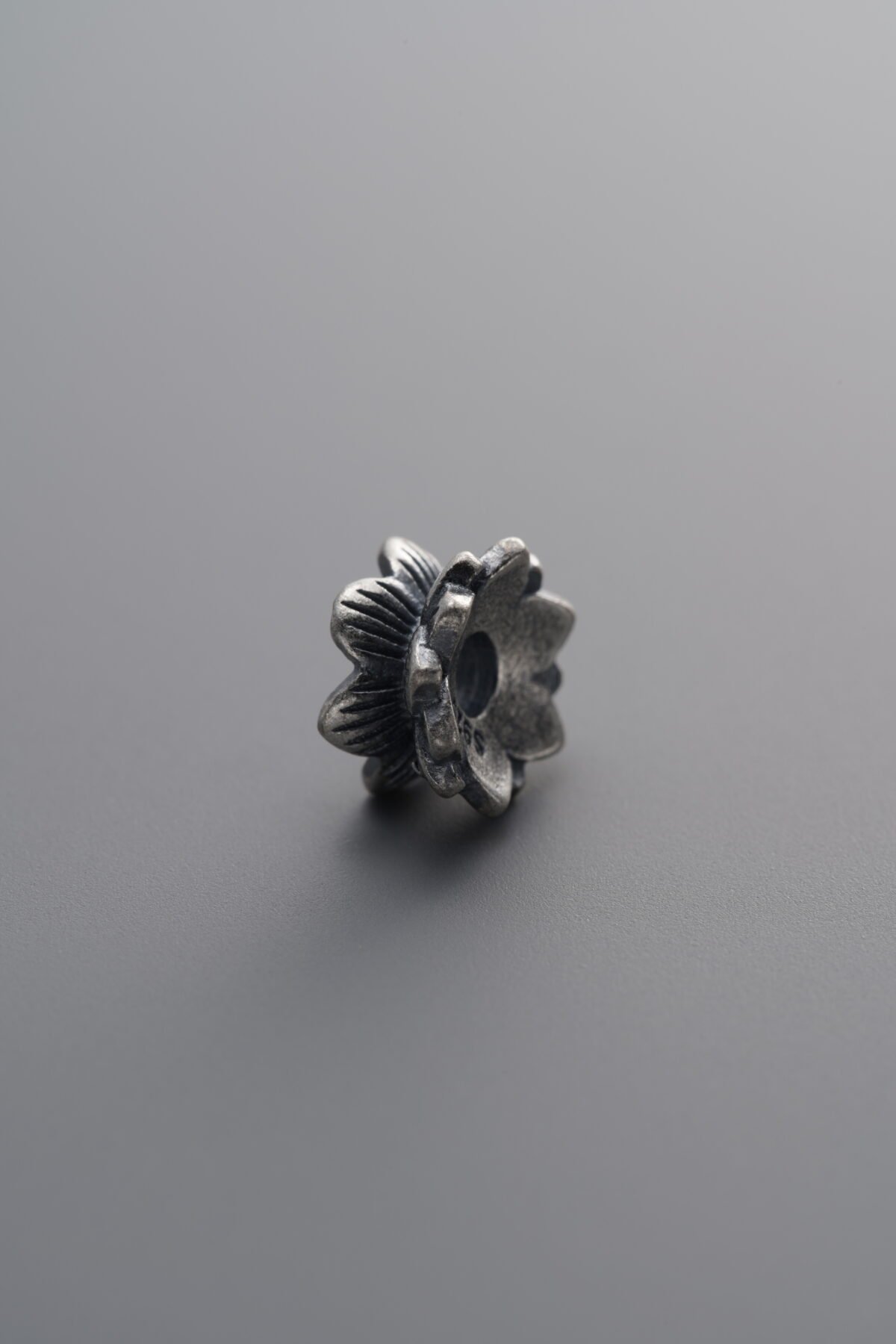 925 Sterling Silver-Antiqued-Flower Bead Cap-7mm - Image 2