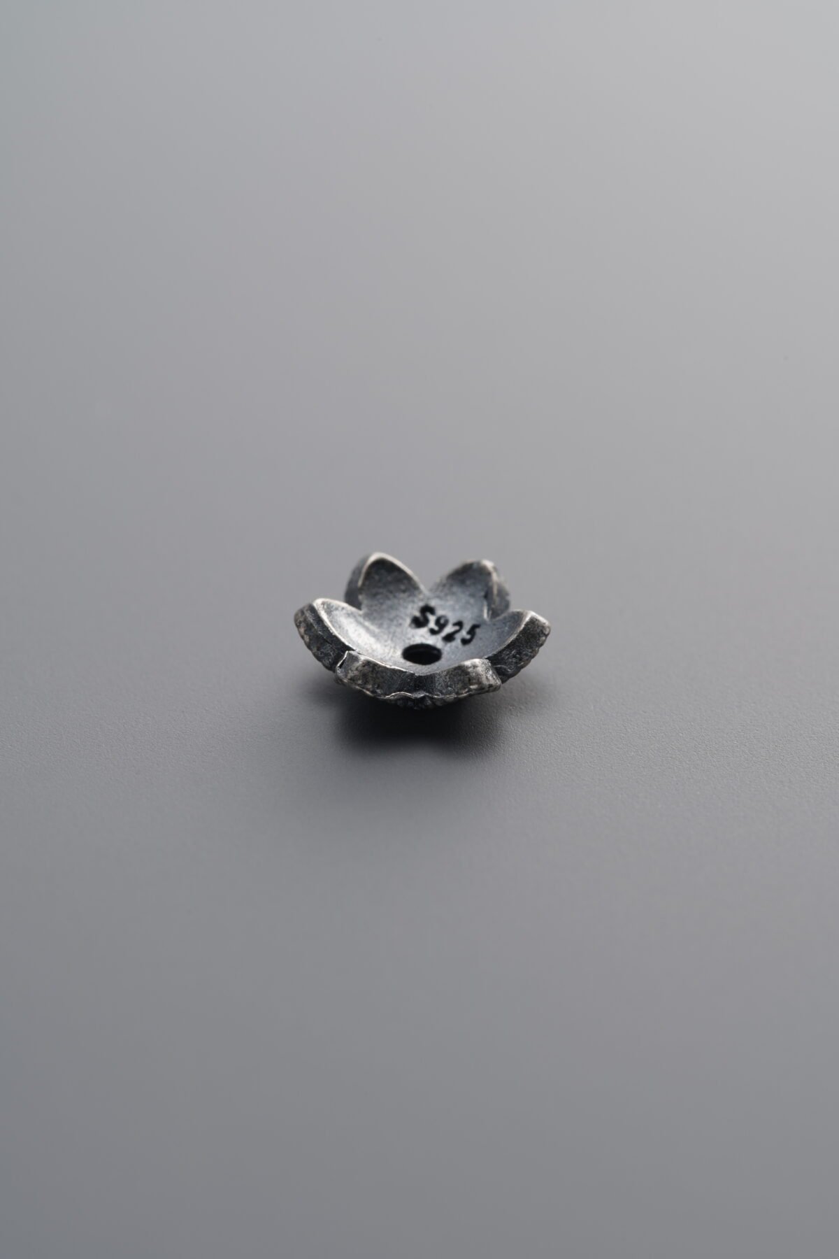 925 Sterling Silver-Antiqued-Flower Bead Cap-8mm - Image 3