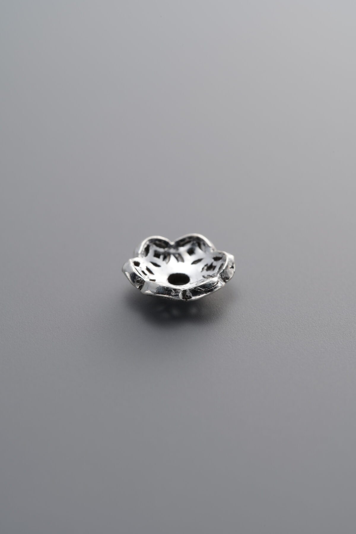 925 Sterling Silver-Antiqued-Flower Bead Cap-8mm - Image 3