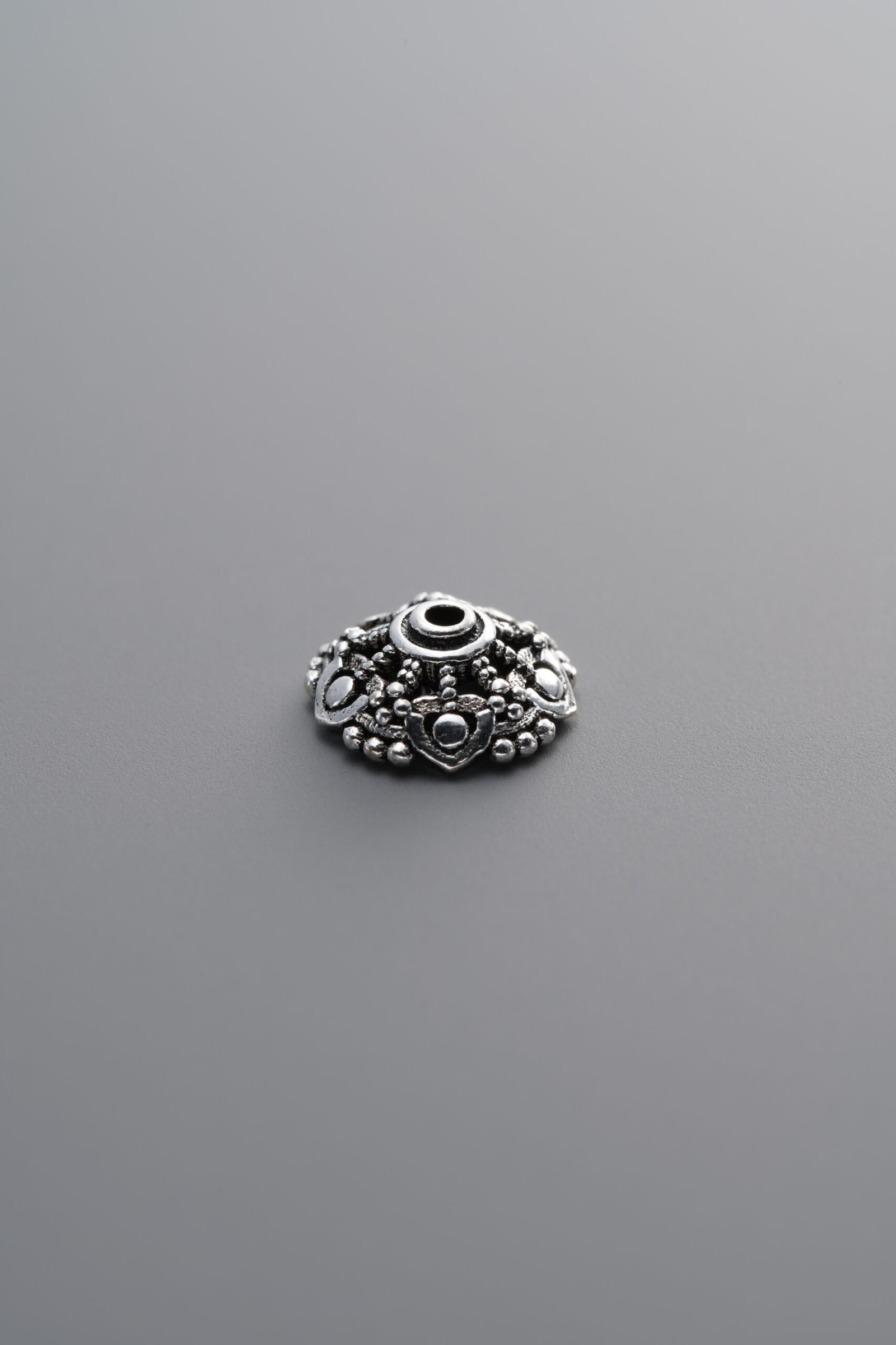 E9-27 (2) 925 Sterling Silver-Antiqued-Flower Bead Cap-8mm - Image 1