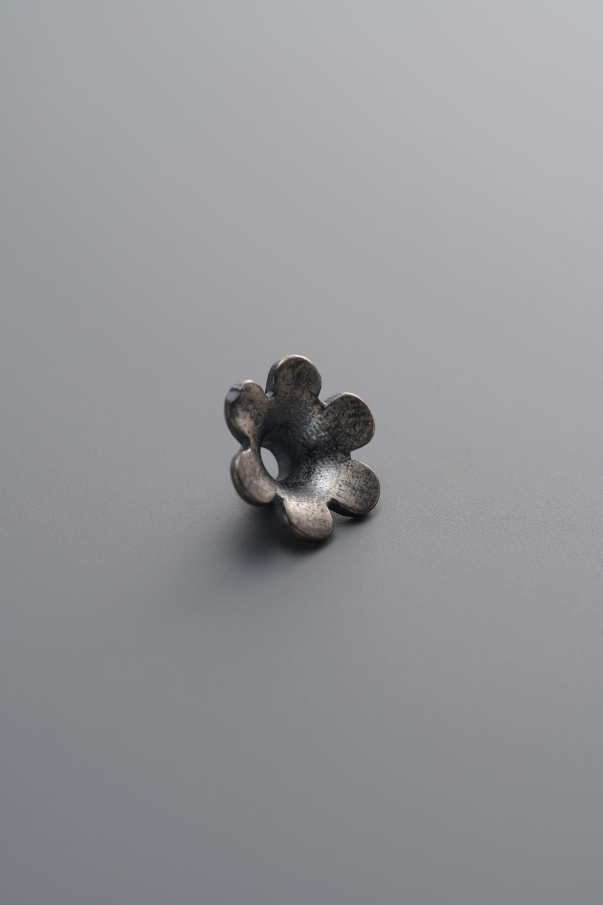 925 Sterling Silver-Antiqued-Flower Bead Cap-8mm - Image 2