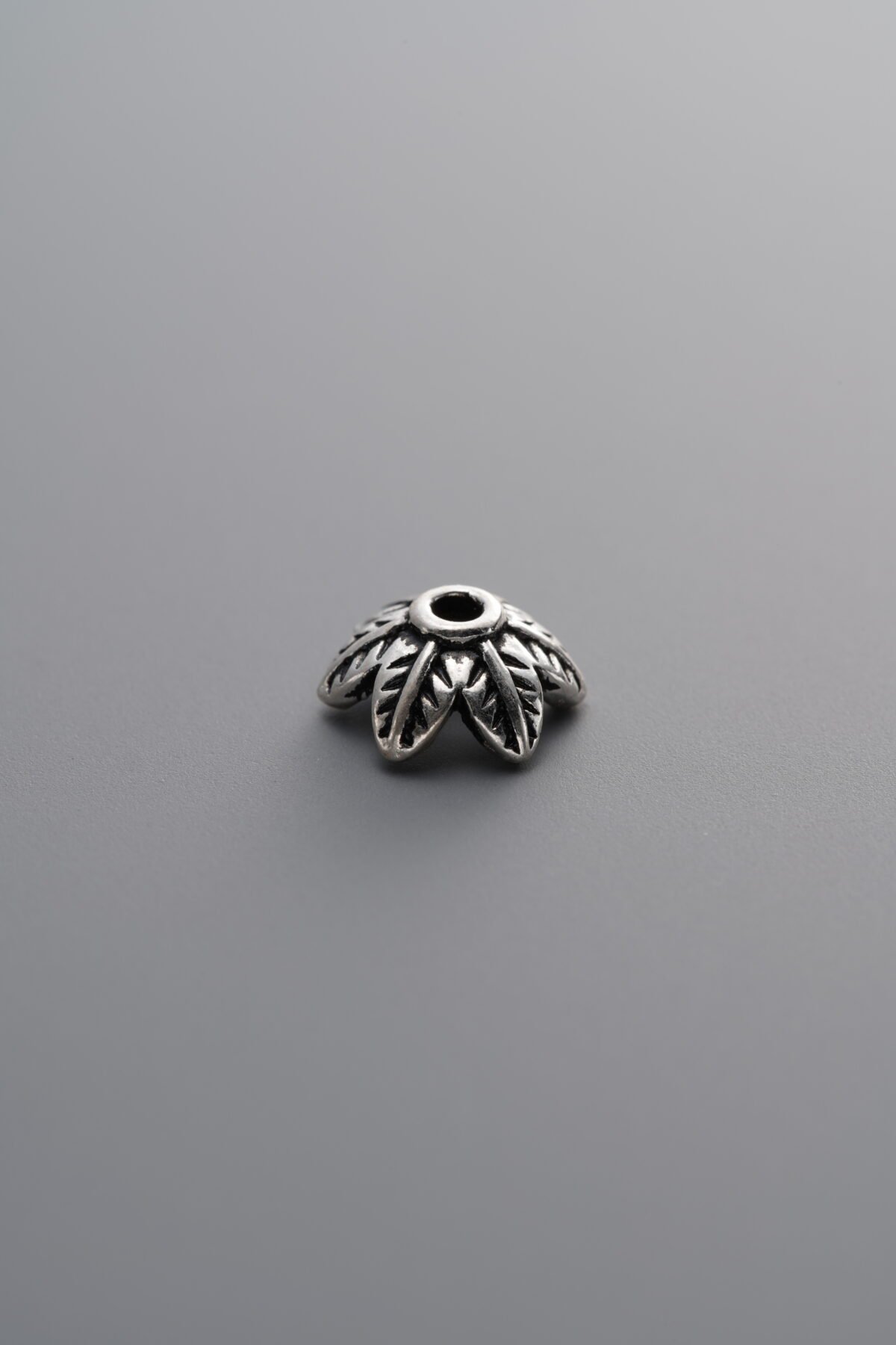 925 Sterling Silver-Antiqued-Flower Bead Cap-7mm - Image 3