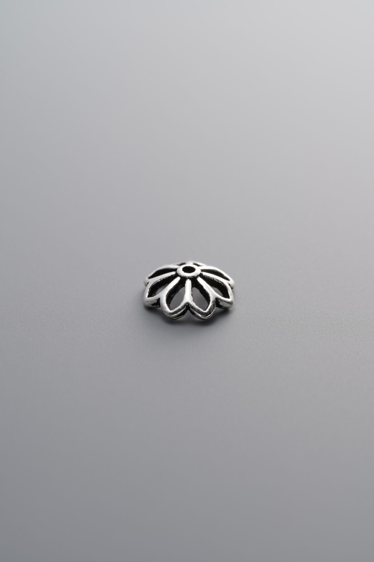 925 Sterling Silver-Antiqued-Flower Bead Cap-7mm - Image 4