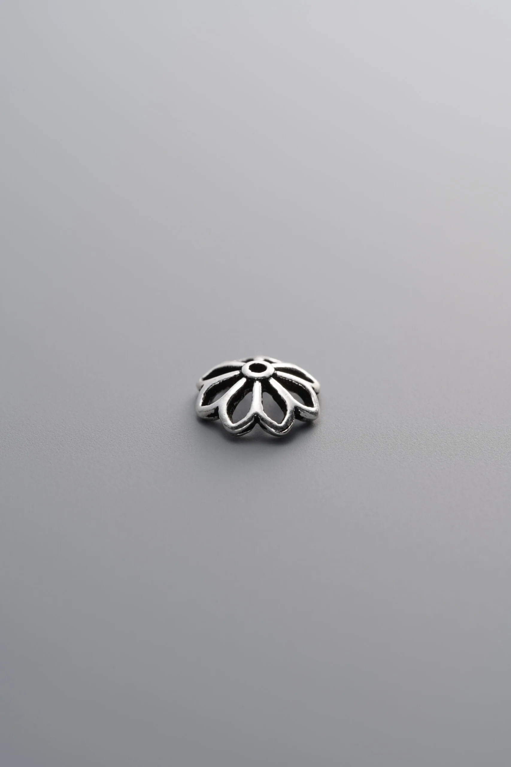 925 Sterling Silver-Antiqued-Flower Bead Cap-7mm - Image 4