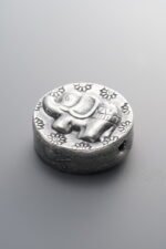 999 Fine Silver-Antiqued-Dimensional Elephant Round Disc Coin Bead-23mm - Image 4