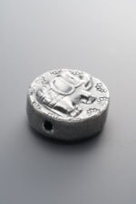 999 Fine Silver-Antiqued-Dimensional Elephant Round Disc Coin Bead-23mm - Image 3