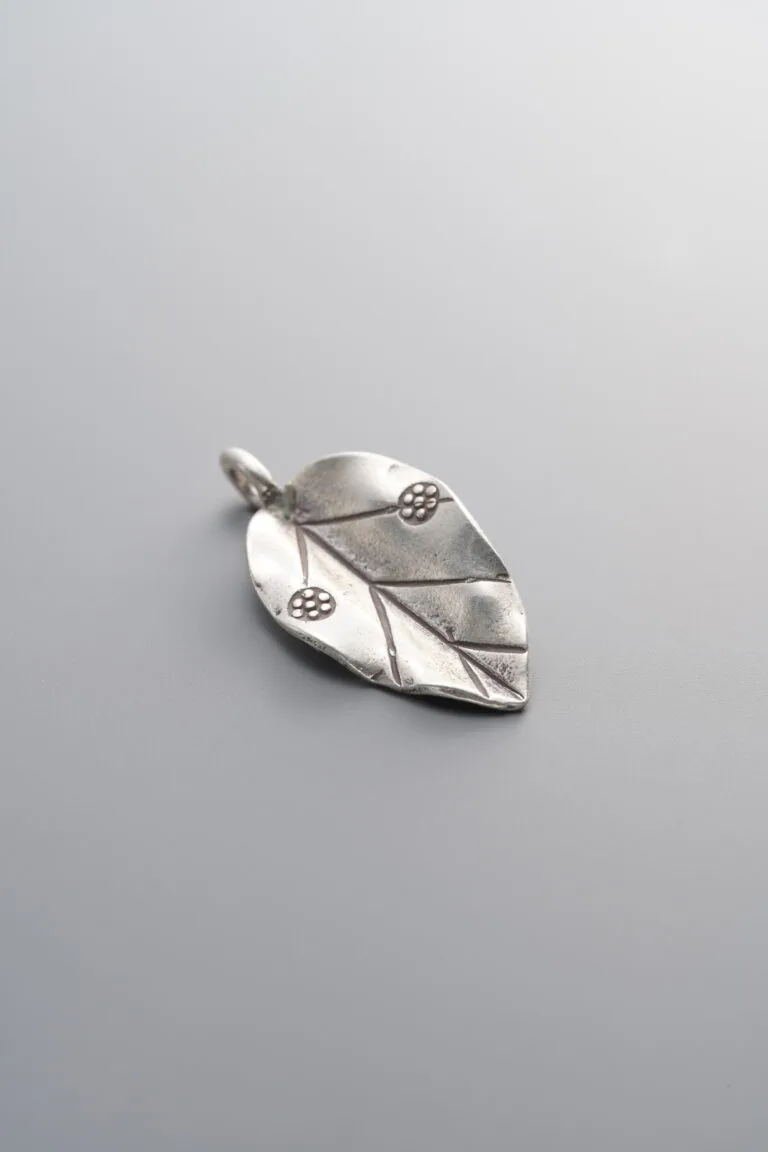 3D Leaf Pendant