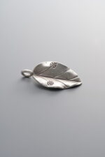 925 Sterling Silver-Bright-Dimensional Leaf Pendant-23mm - Image 3