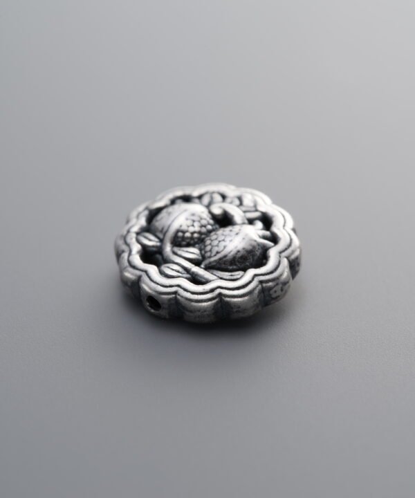 3D Hollow Peach Pattern Box-shaped Spacer Bead