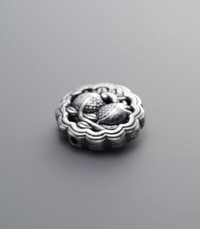 3D Hollow Peach Pattern Box-shaped Spacer Bead