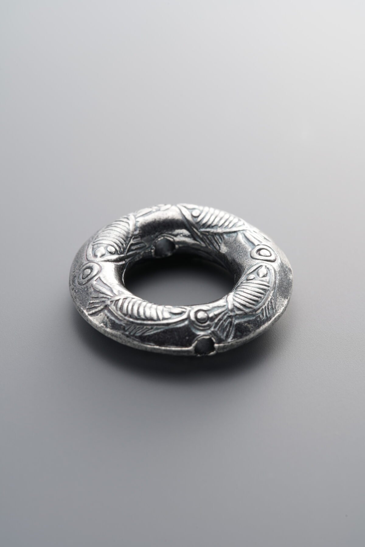 3D Fish Pattern Large Ring Spacer Beads