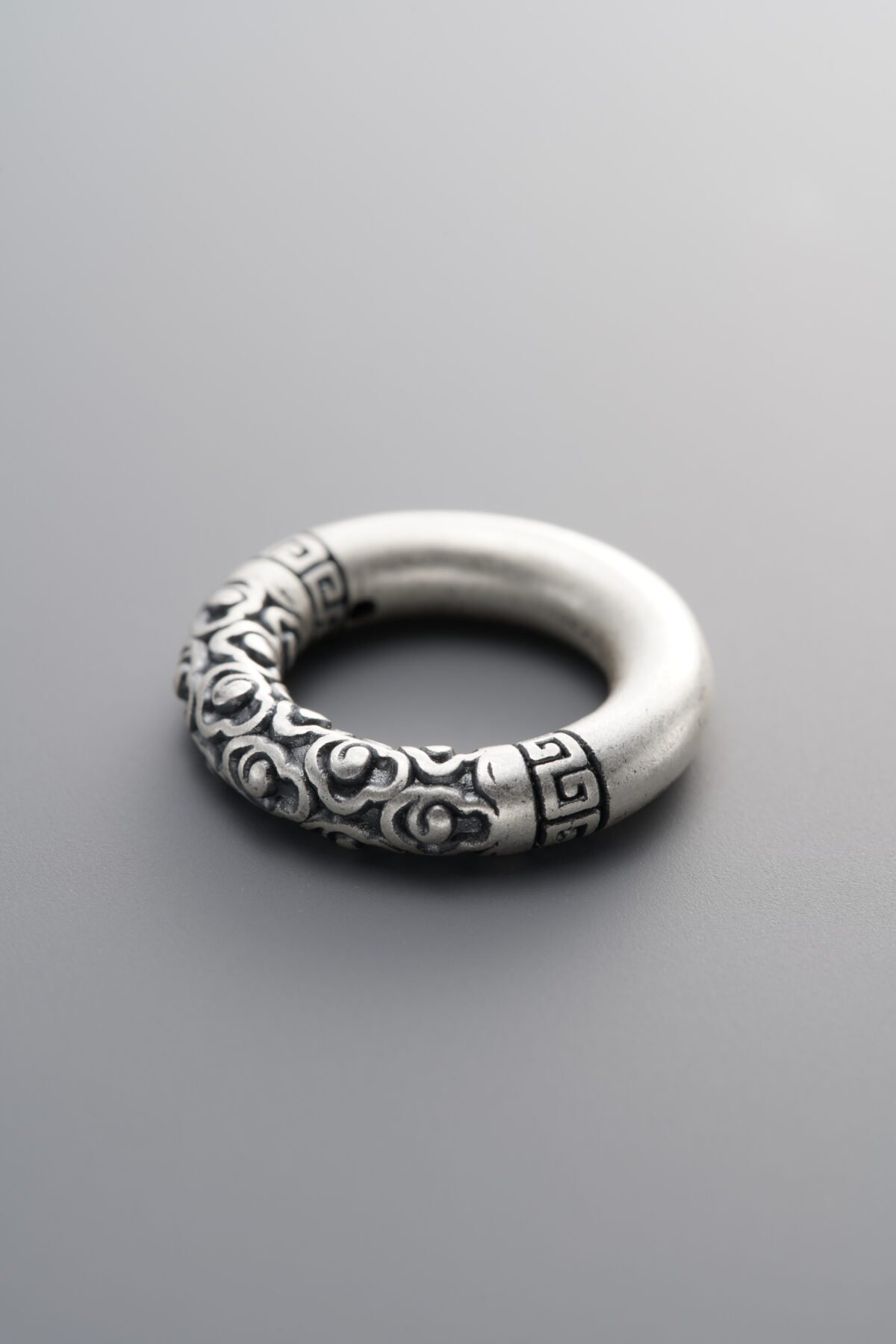 999 Fine Silver-Antiqued-Dimensional Auspicious Cloud Fret Pattern Slider Bail-18mm - Image 4