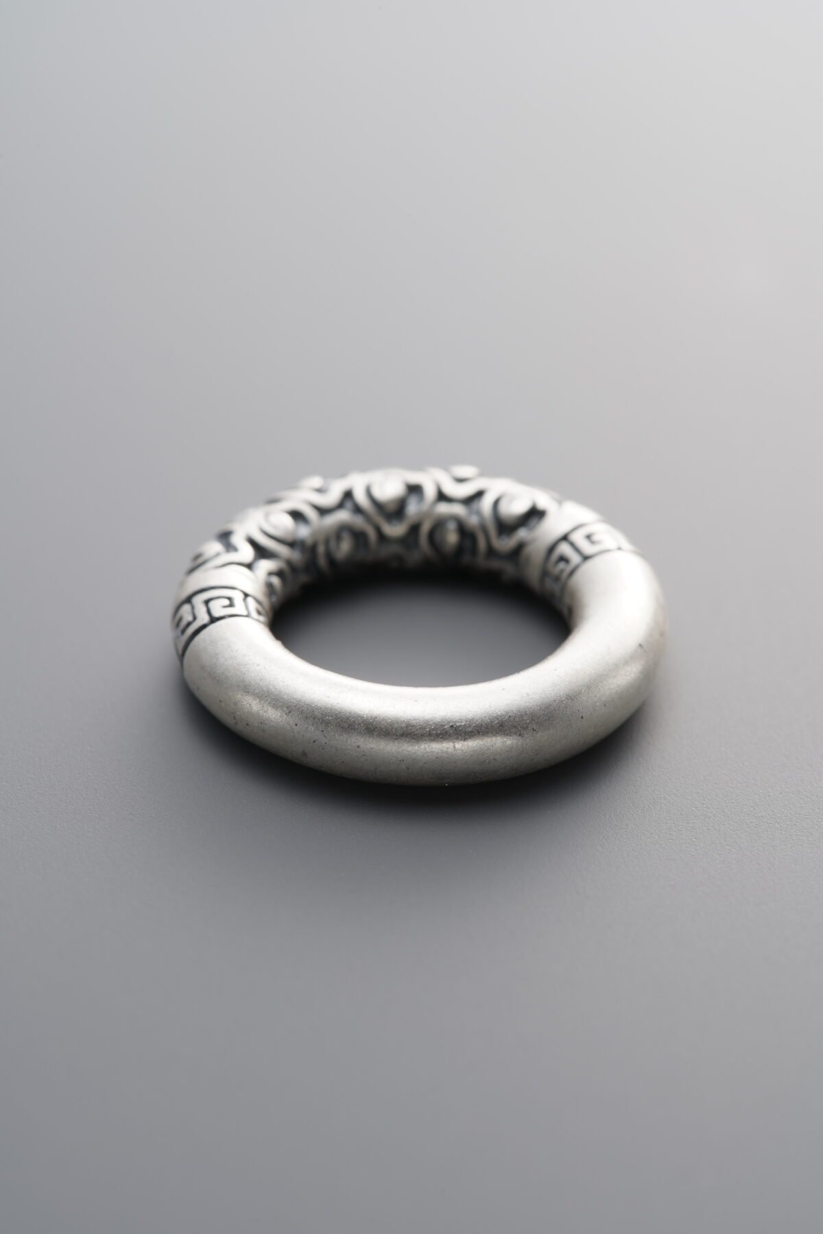 999 Fine Silver-Antiqued-Dimensional Auspicious Cloud Fret Pattern Slider Bail-18mm - Image 2