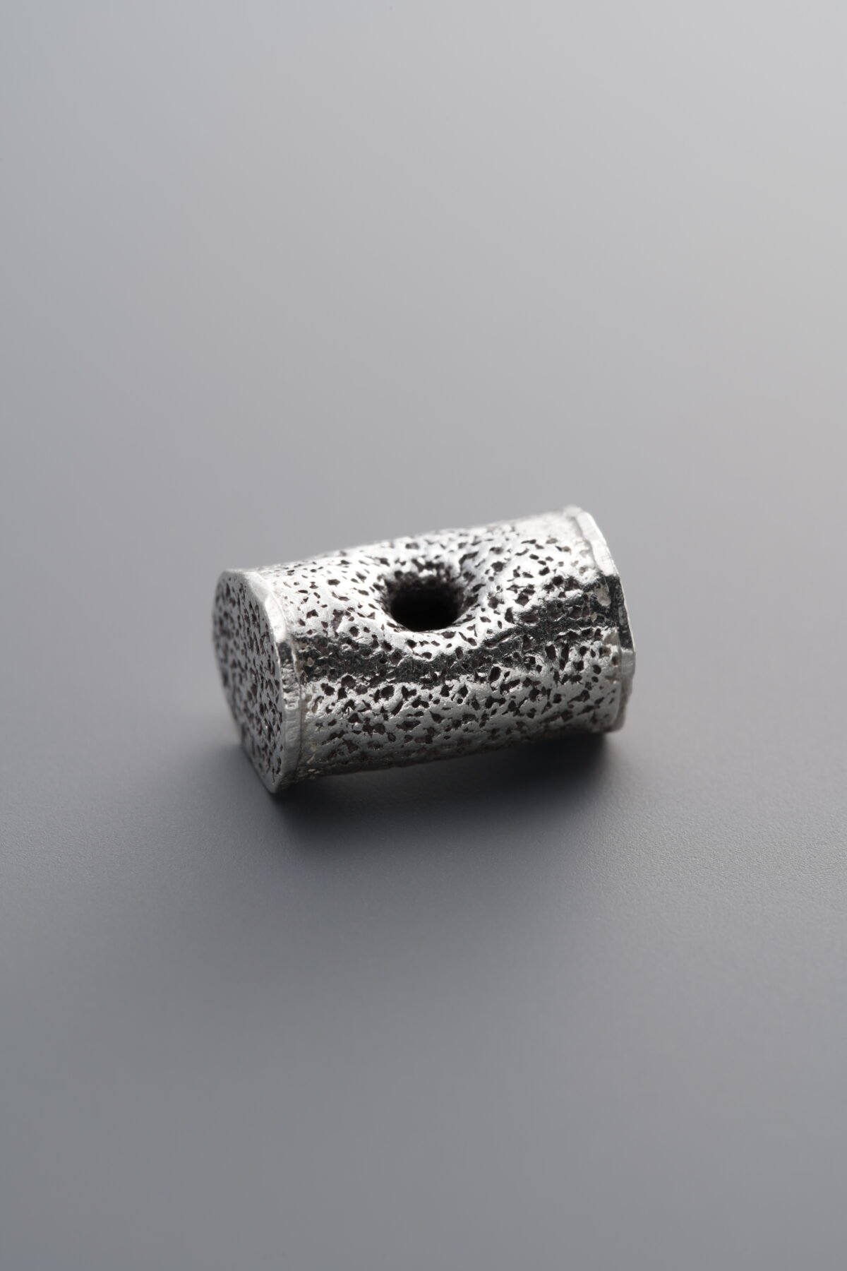 999 Fine Silver-Antiqued-Hammered Barrel Spacer Bead-10mm - Image 1