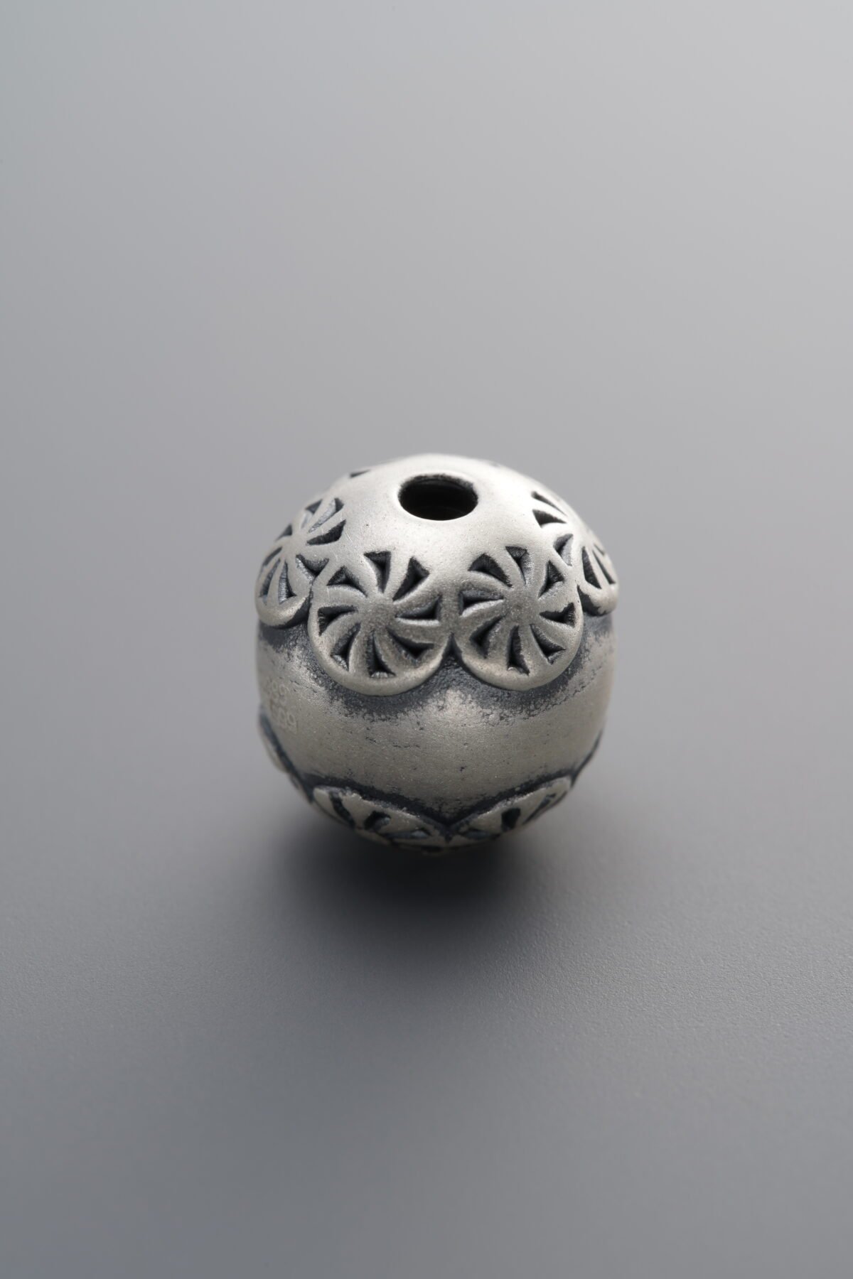 Patterned LanternLantern Shape Spacer Bead