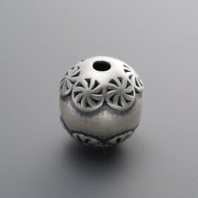 Patterned LanternLantern Shape Spacer Bead
