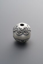 Patterned LanternLantern Shape Spacer Bead