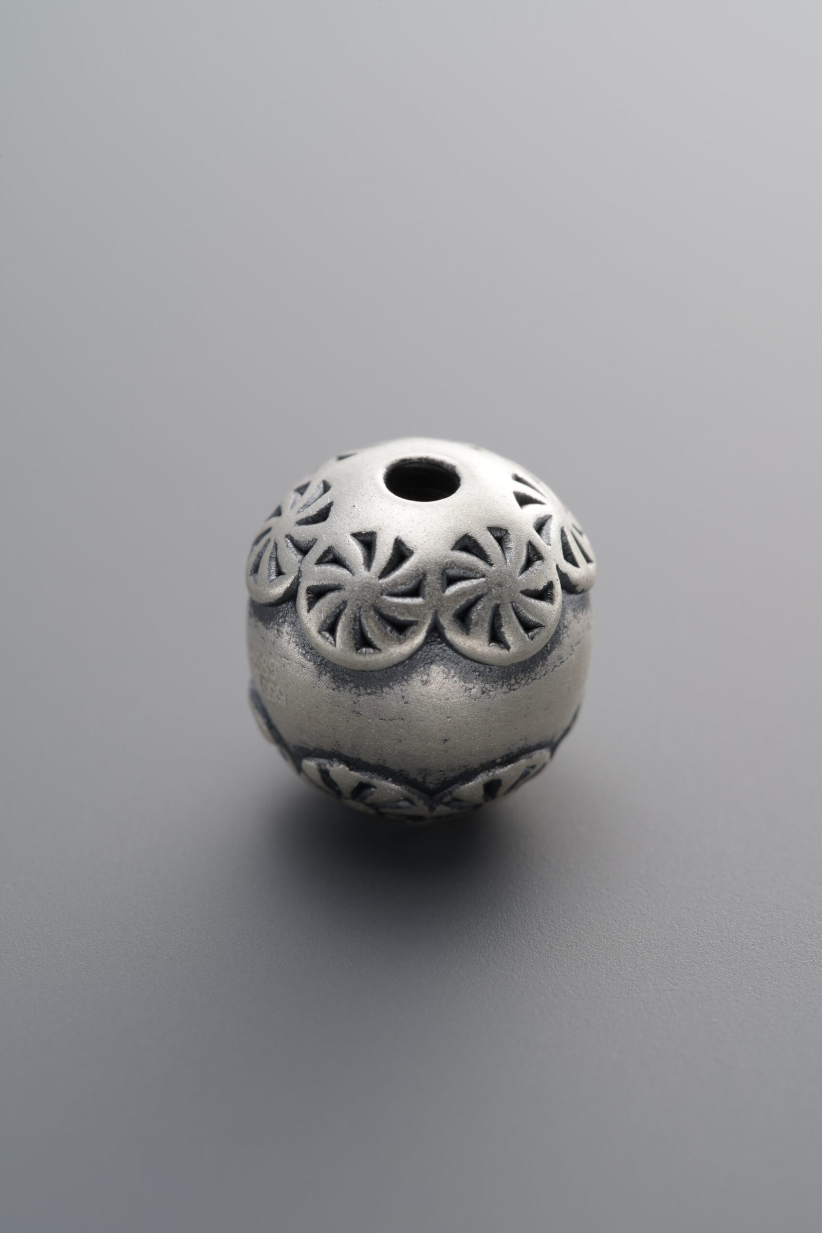 F1-62 (2) Patterned LanternLantern Shape Spacer Bead