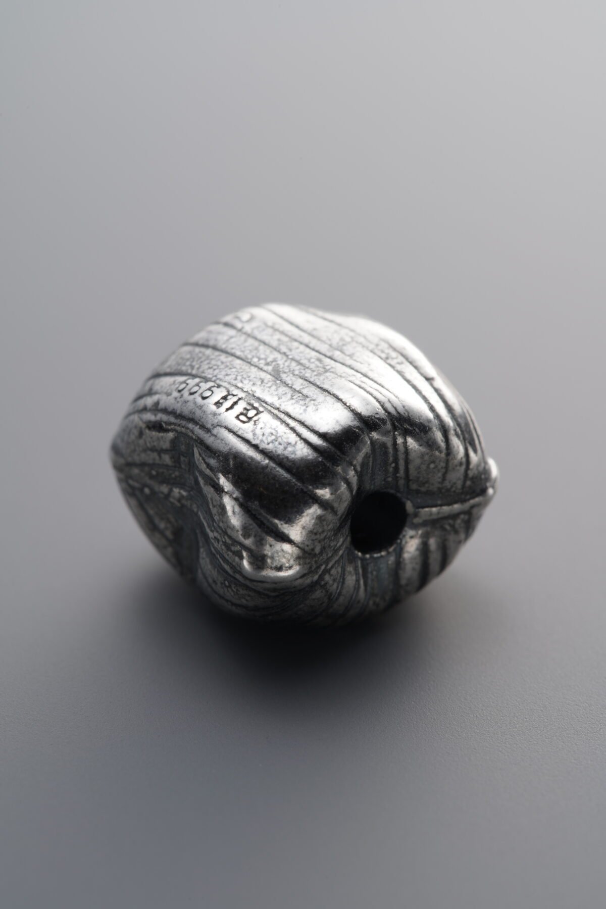 3D Wrinkled Pattern Square Flat Spacer Bead