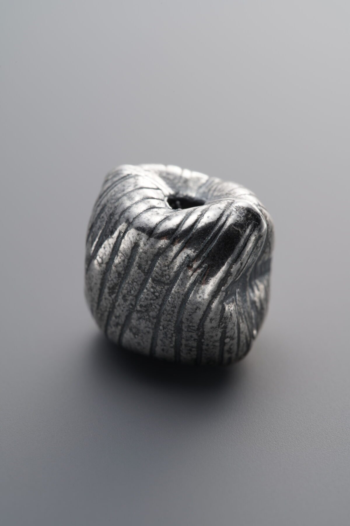 999 Fine Silver-Antiqued-Dimensional Wrinkled Pattern Square Flat Spacer Bead-13mm - Image 2